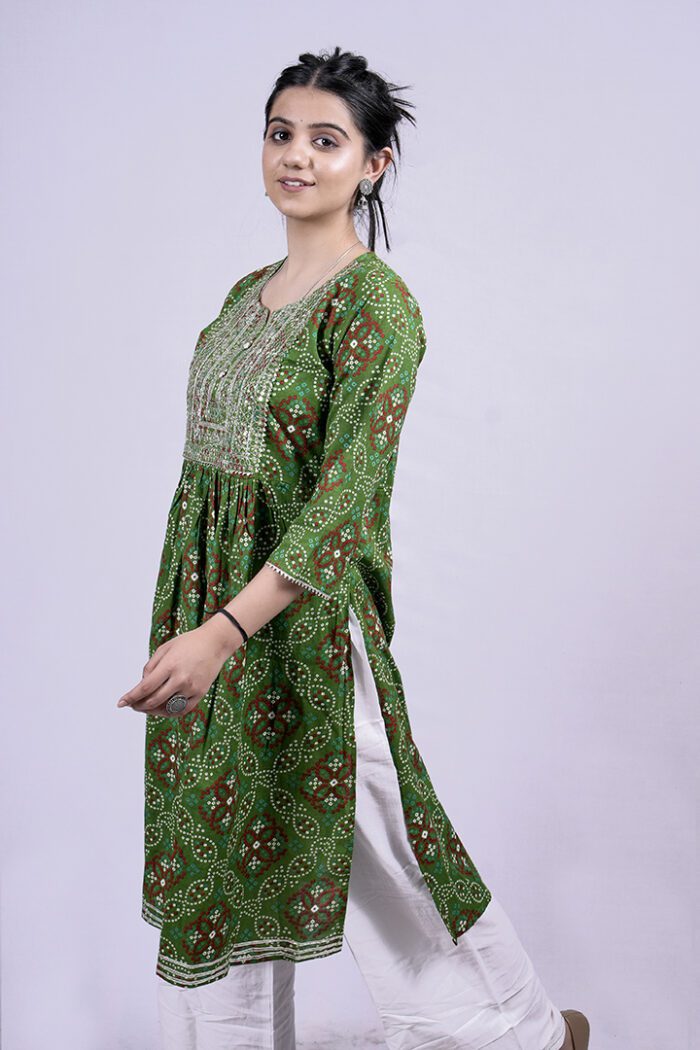 Printed and Embellished Straight Long Kurti with Plazo Pant (Green) - Image 4